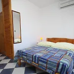 Apartments By The Sea Sucuraj, Hvar - 6852