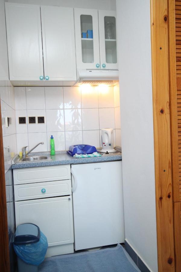 Apartment By The Sea Sucuraj, Hvar - 6852 Sucuraj